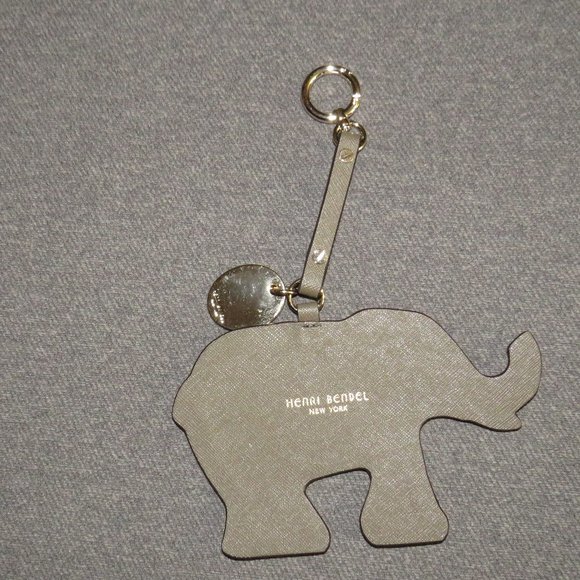 Henri Bendel Louise The Elephant Bag Charm Clip - Picture 7 of 9